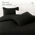 Exclusivo Mezcla Lightweight Queen Quilt Set, Black with Geometric ...