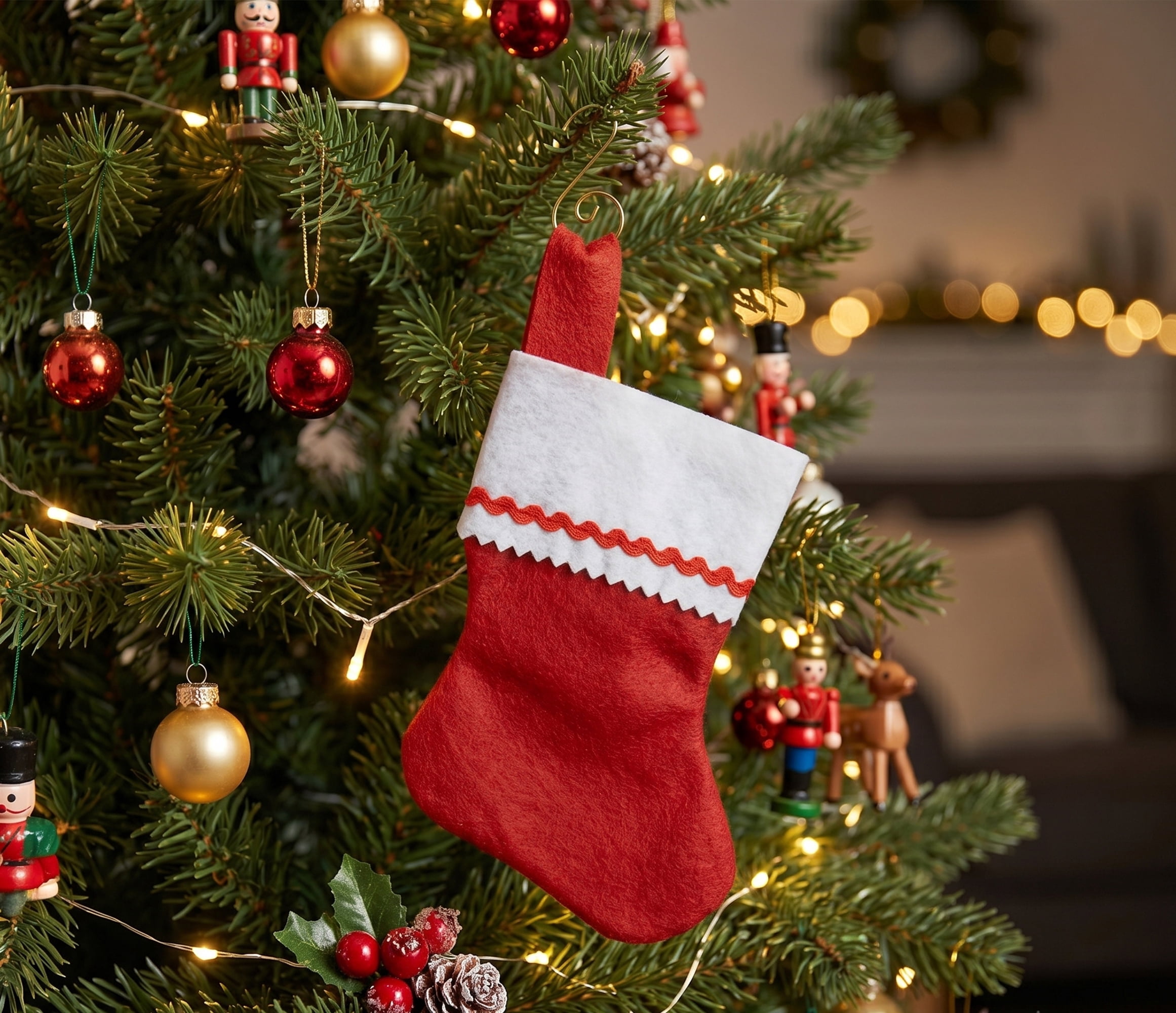 Mini Christmas Stockings, Red and White, 6", 4 Count, by Holiday Time