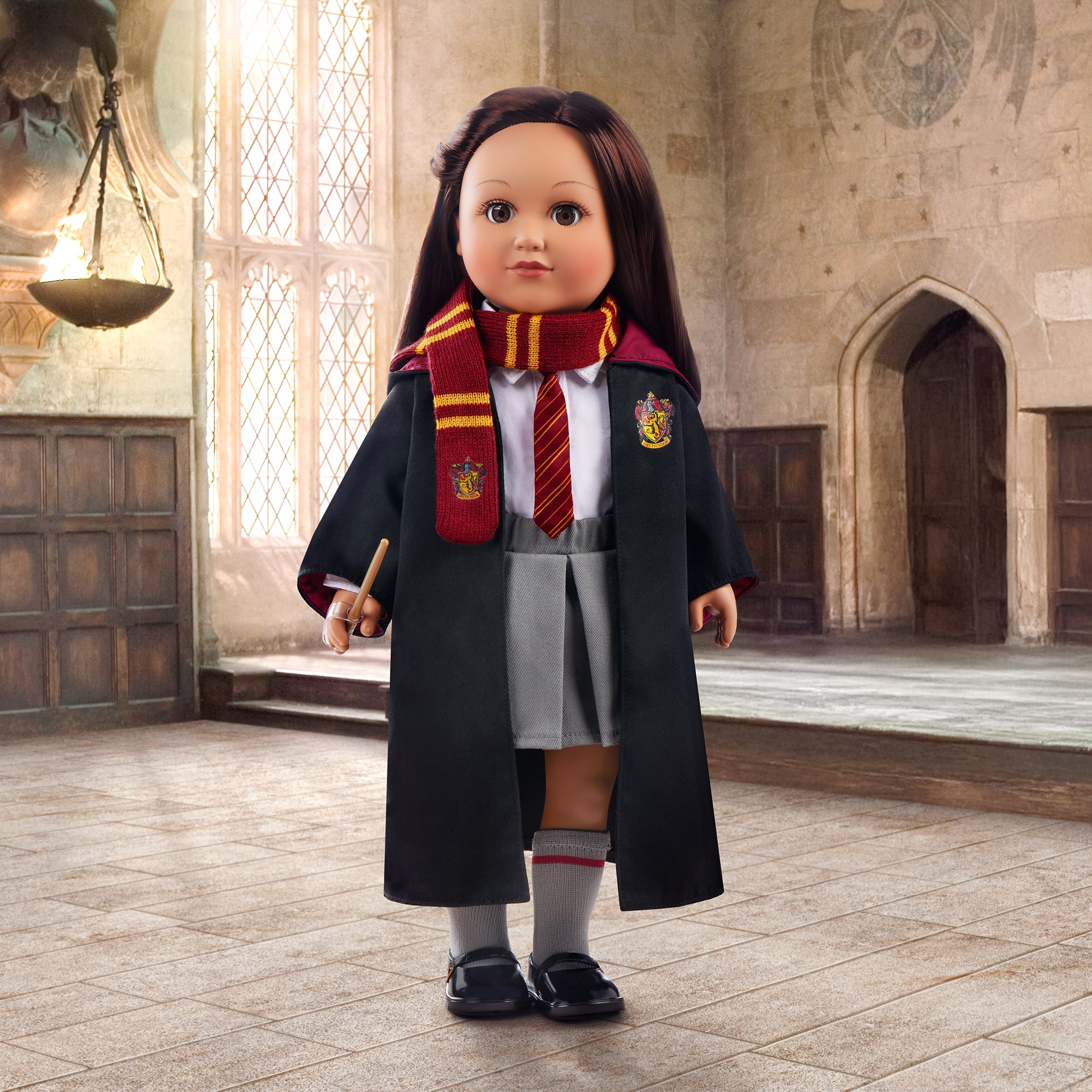 Harry Potter ™ Gryffindor ™ School Uniform with Wand for 18inch Dolls Toys Kids 5 Years +  (图2)