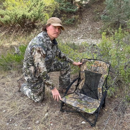 Low Hunting Chair Portable Folding Camo Ground Blind Chaise Longue with Shoulder Strap Cup Holder Mesh Backrest Carry Bag & Storage Pouch Ideal for Turkey Hunting & Outdoors