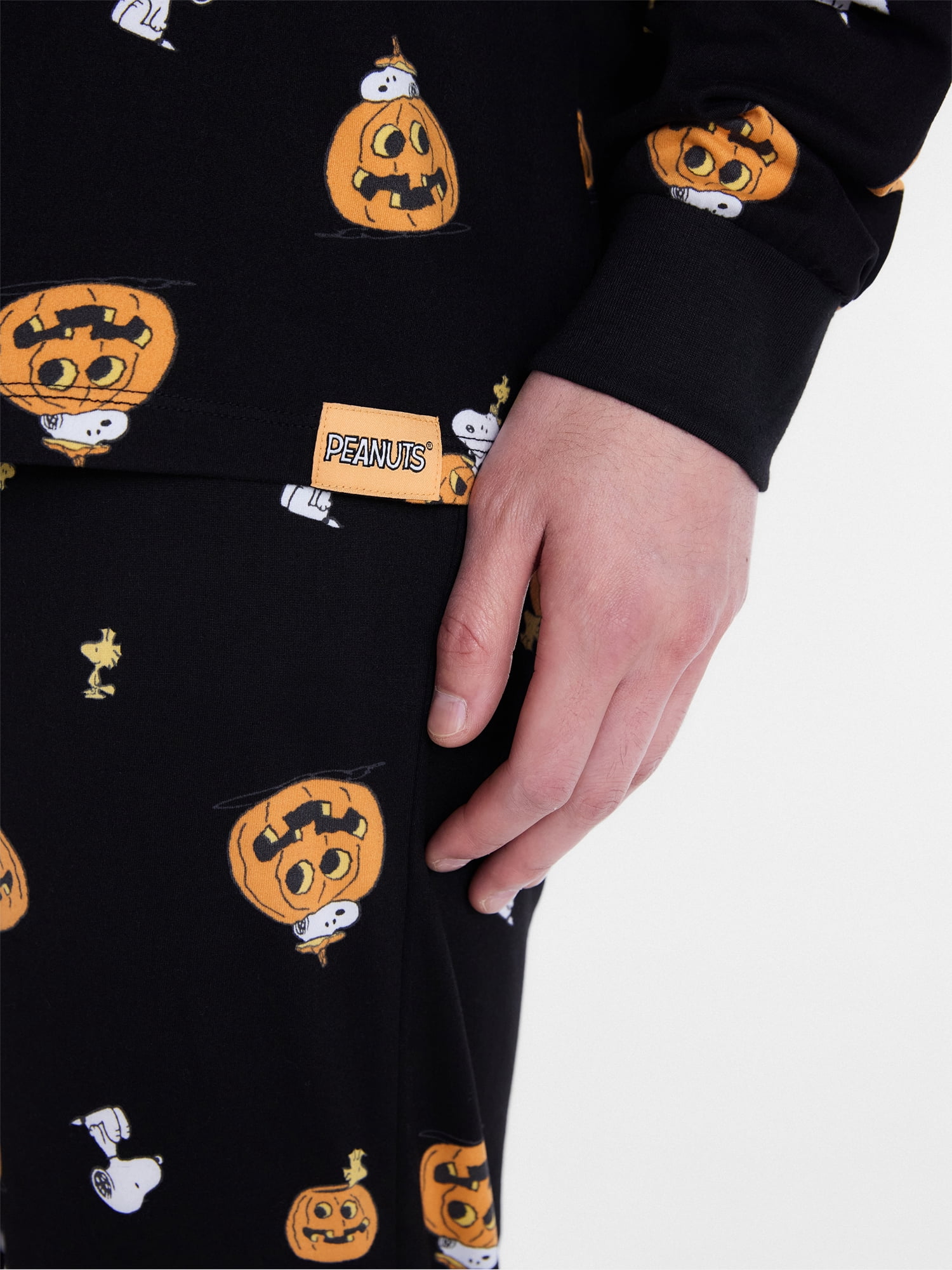 Peanuts Men's Snoopy Matching Family Sleepwear Long Sleeve Top and Pants Pajama Set, 2 Piece, Sizes S-3XL