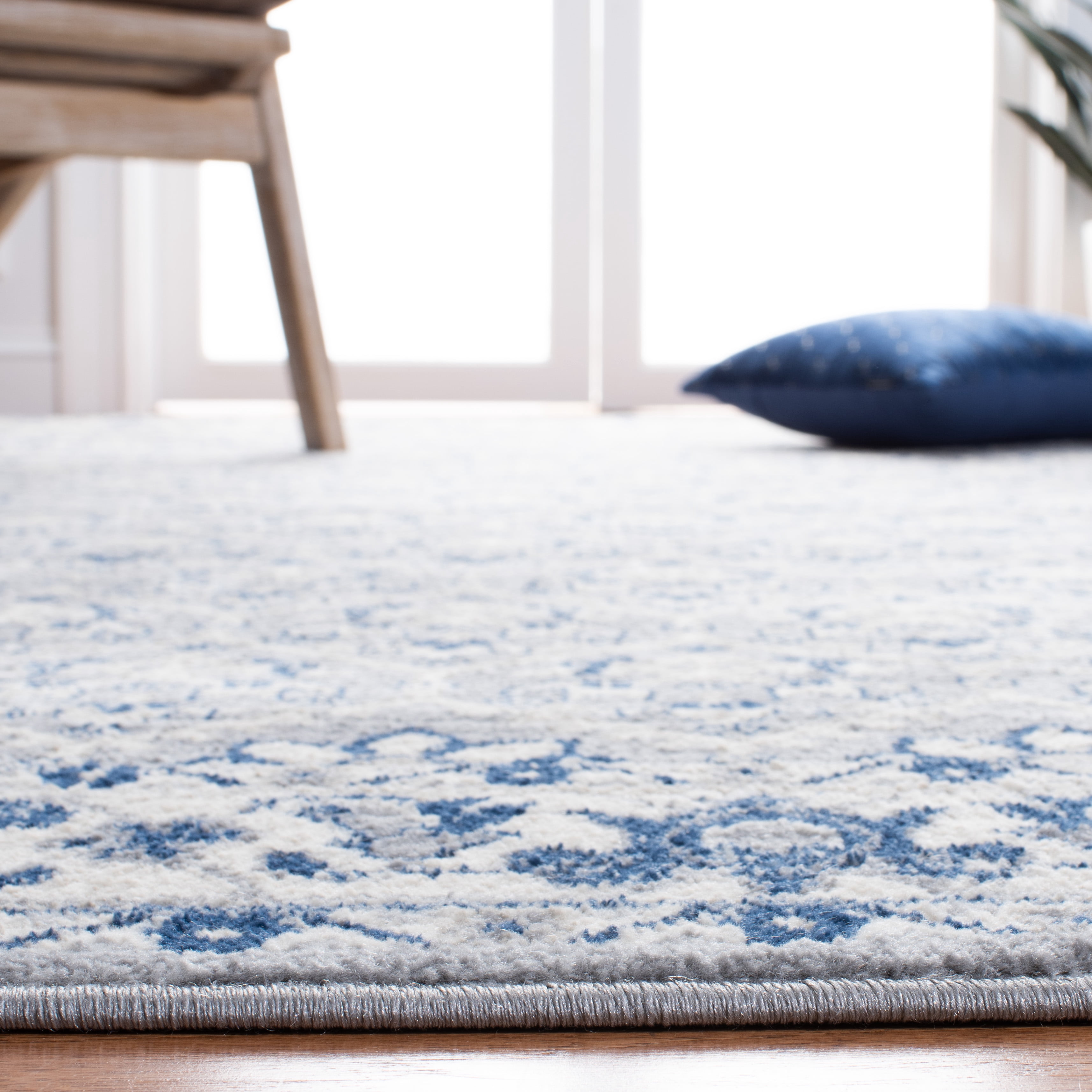 SAFAVIEH Brentwood Pompeii Geometric Area Rug, Gray/Blue, 6' x 9'