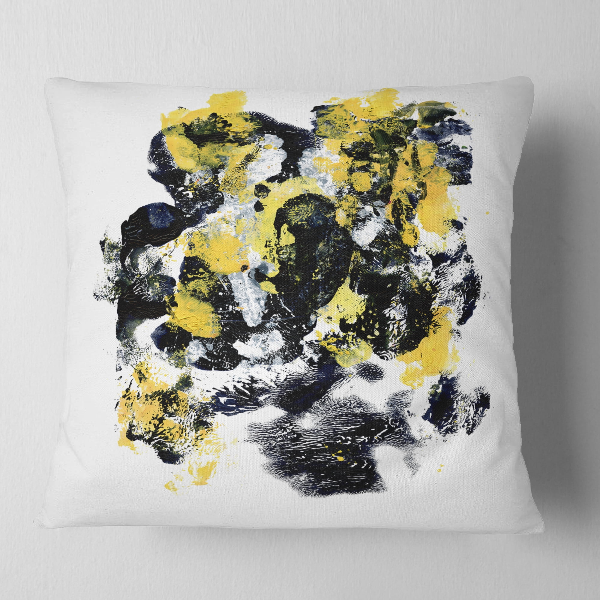 Designart Fractal Golden Black Structure - Contemporary Throw Pillow - 16x16