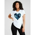 thumbnail image 1 of Camiseta deportiva de manga corta para mujer, de mezclilla desgastada con forma de corazón, ideal para el tiempo libre., 1 of 8