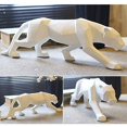 thumbnail image 4 of Escultura de pantera, adorno geométrico, estatua de leopardo de resina, decoración de vida salvaje, artesanía, regalo para el hogar y la oficina (oro), 4 of 4