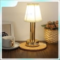 thumbnail image 3 of Lámpara de mesa de tela sencilla con luz roja y red de tramado, luz de noche de lujo para mesita de noche, 3 of 4