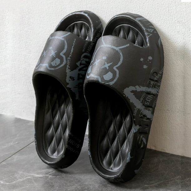 Moda verano oso de dibujos animados zapatos para el hogar antideslizantes chanclas suaves sandalias cómodas ágiles hombres mujeres pareja zapatillas chanclas de mujer