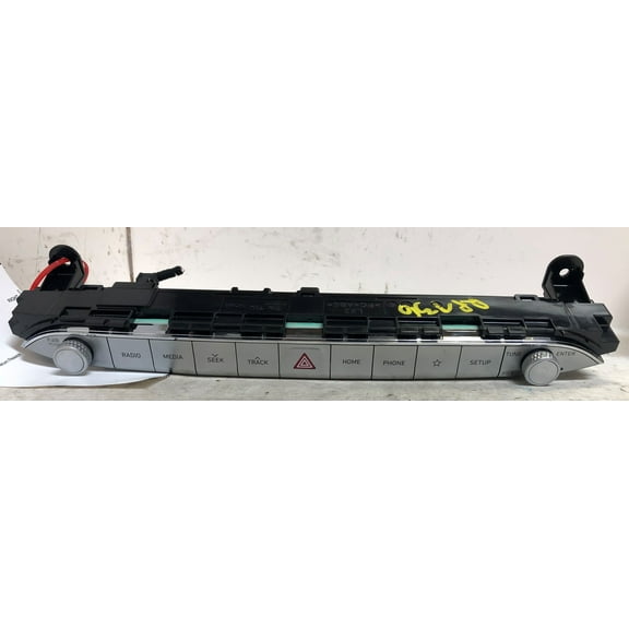 Pre-Owned 20-22 Hyundai Palisade AM FM Radio Control Panel OEM LKQ - Verify Specific Vehicle Fitment In Description - (Good)