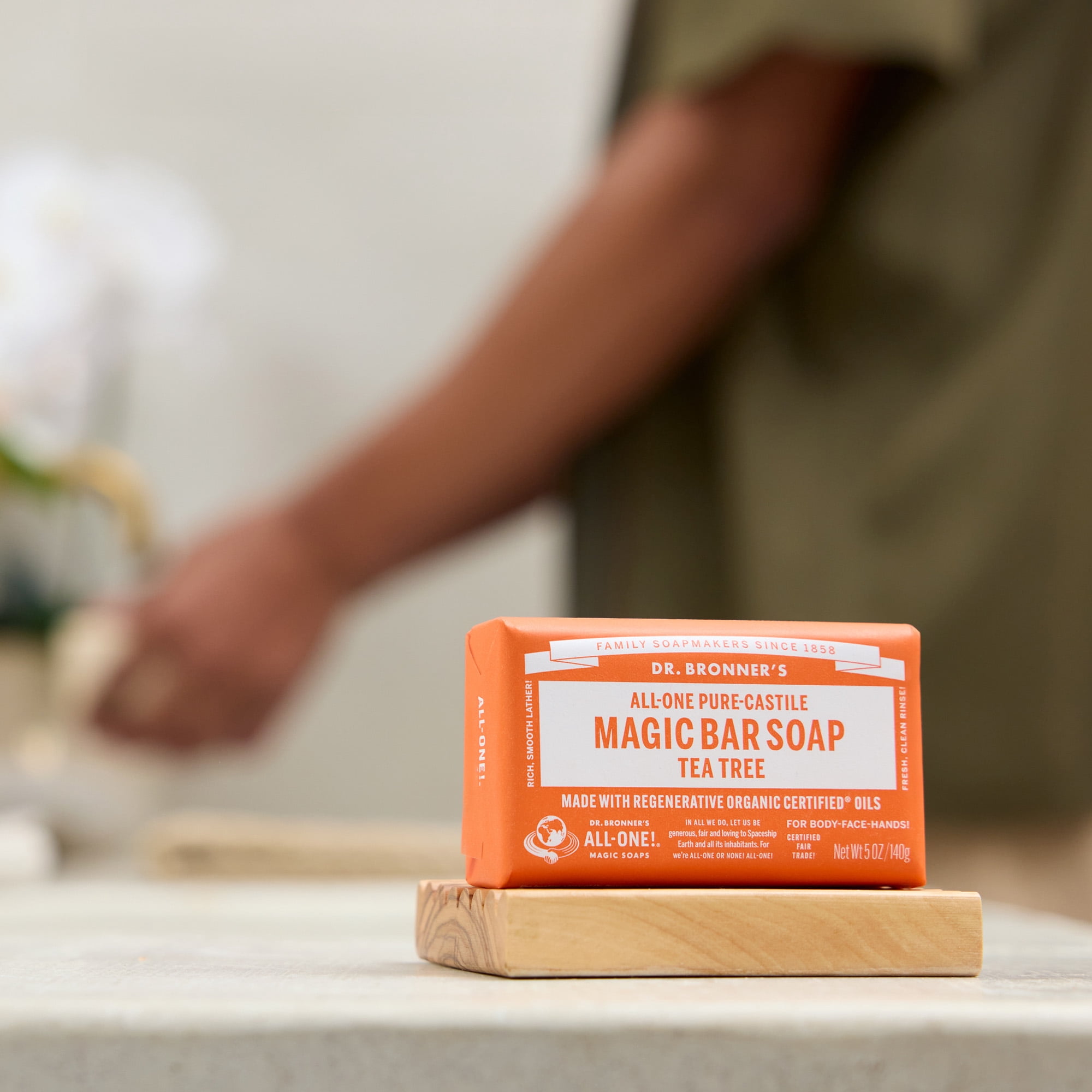 Dr.Bronner's Magic Bar Soap, Tea Tree, Pure-Castile Soap, 5 oz