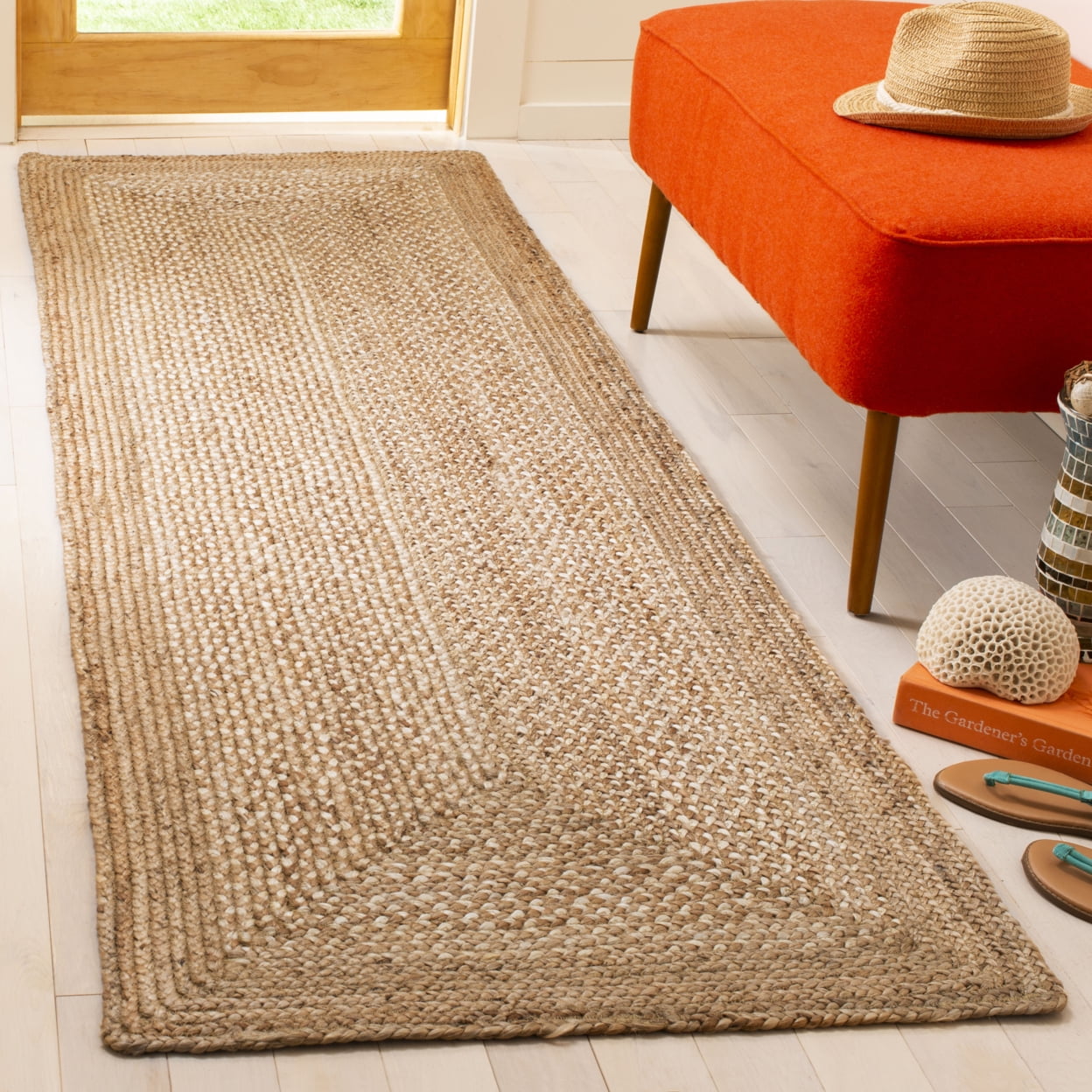 SAFAVIEH Natural Fiber Leo Geometric Braided Jute Area Rug, Natural/Ivory, 4' x 6'