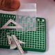 thumbnail image 5 of Casa de muñecas mini regla tabla de cortar traje simulación miniatura suministros escolares creativos modelo bebé accesorios para la casa, 5 of 5