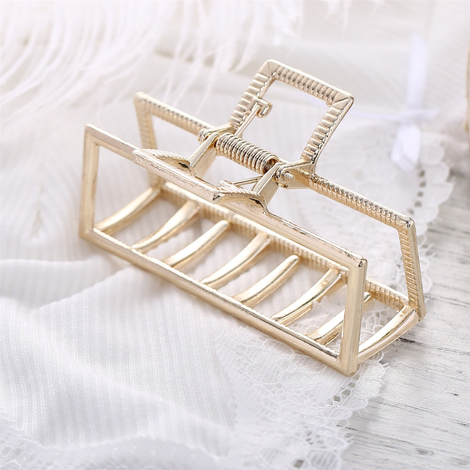 Exquisite Lightweight Hair Clip 384g for Elegant and Faster Everyday Styling
