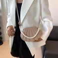 thumbnail image 1 of Elegante Bolso de Mensajero de Concha Con Cadena de Perlas de IMitación Bolso de Hombro de Cuero de Pu, Bolso de Hombro Elegante Con Cadena de Perlas Artificiales de Cuero, 1 of 6