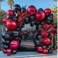 thumbnail image 2 of Kit de arco para globos Captank, negro y rojo, grueso, con doble relleno, 2 of 9