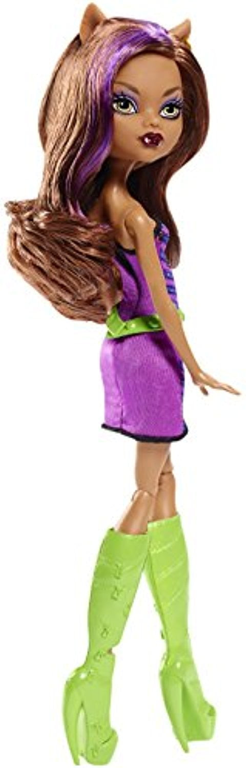 clawdeen wolf green hair