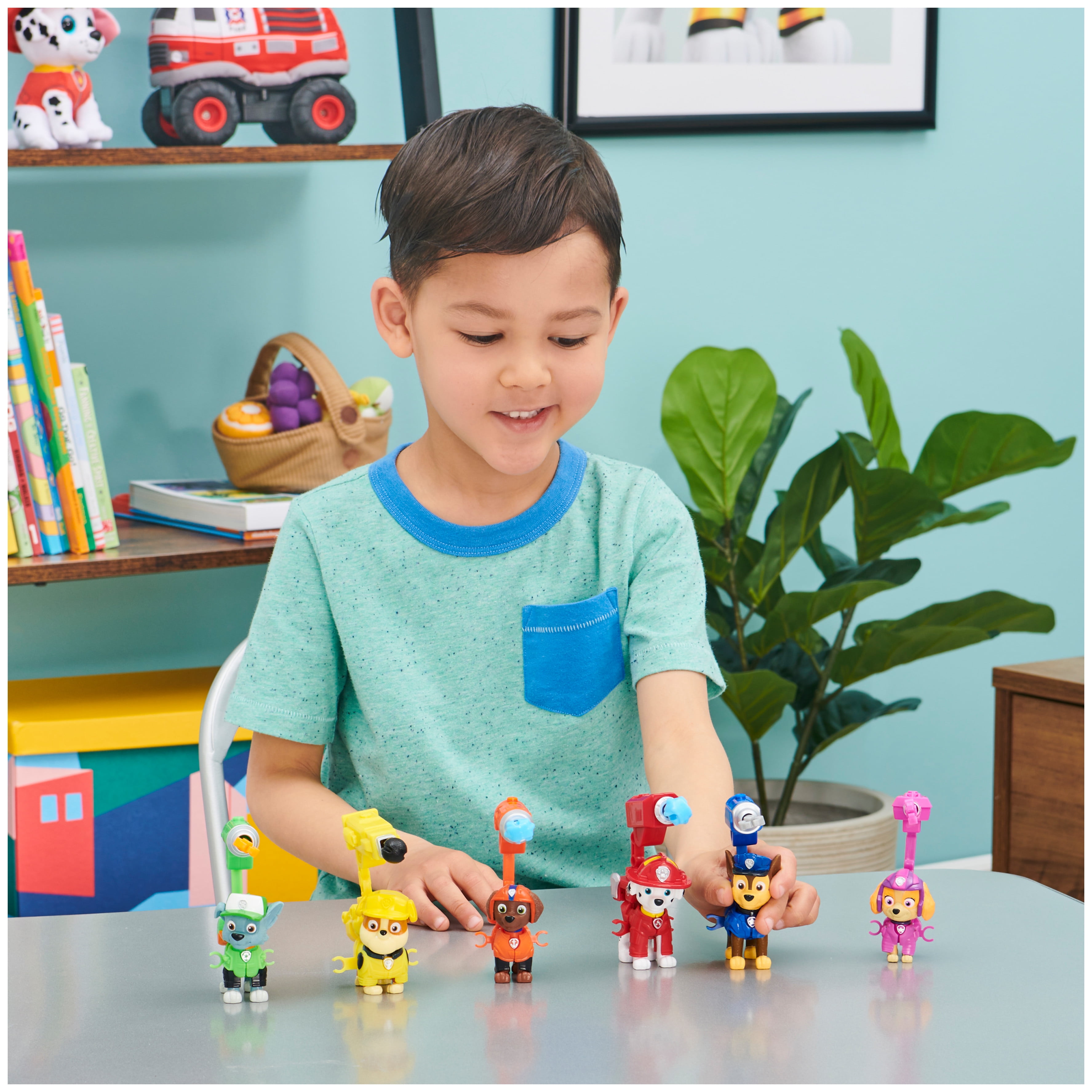 PAW Patrol, Marshall Action Figure with Clip-on Backpack & Projectiles