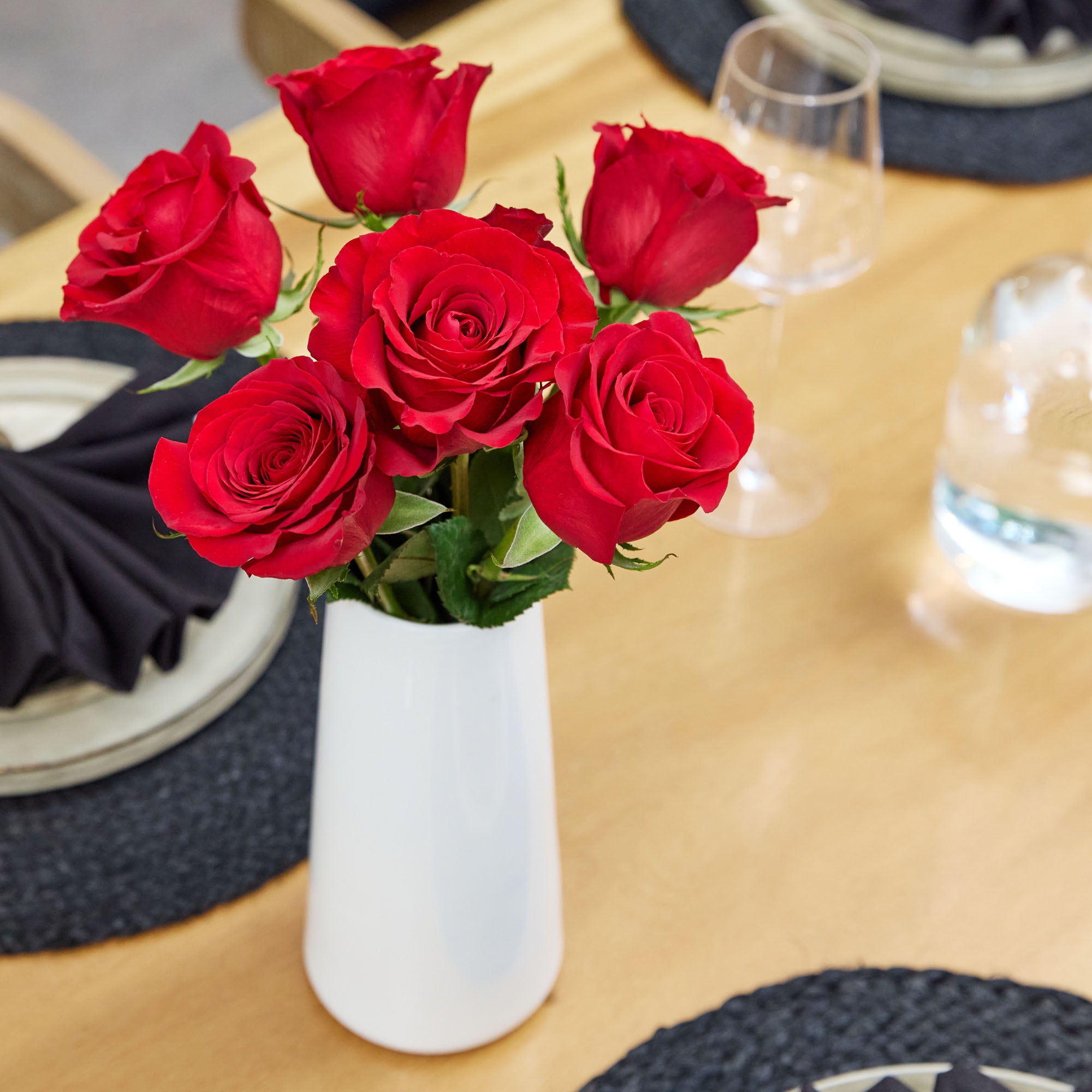 Red Roses 6 Stem