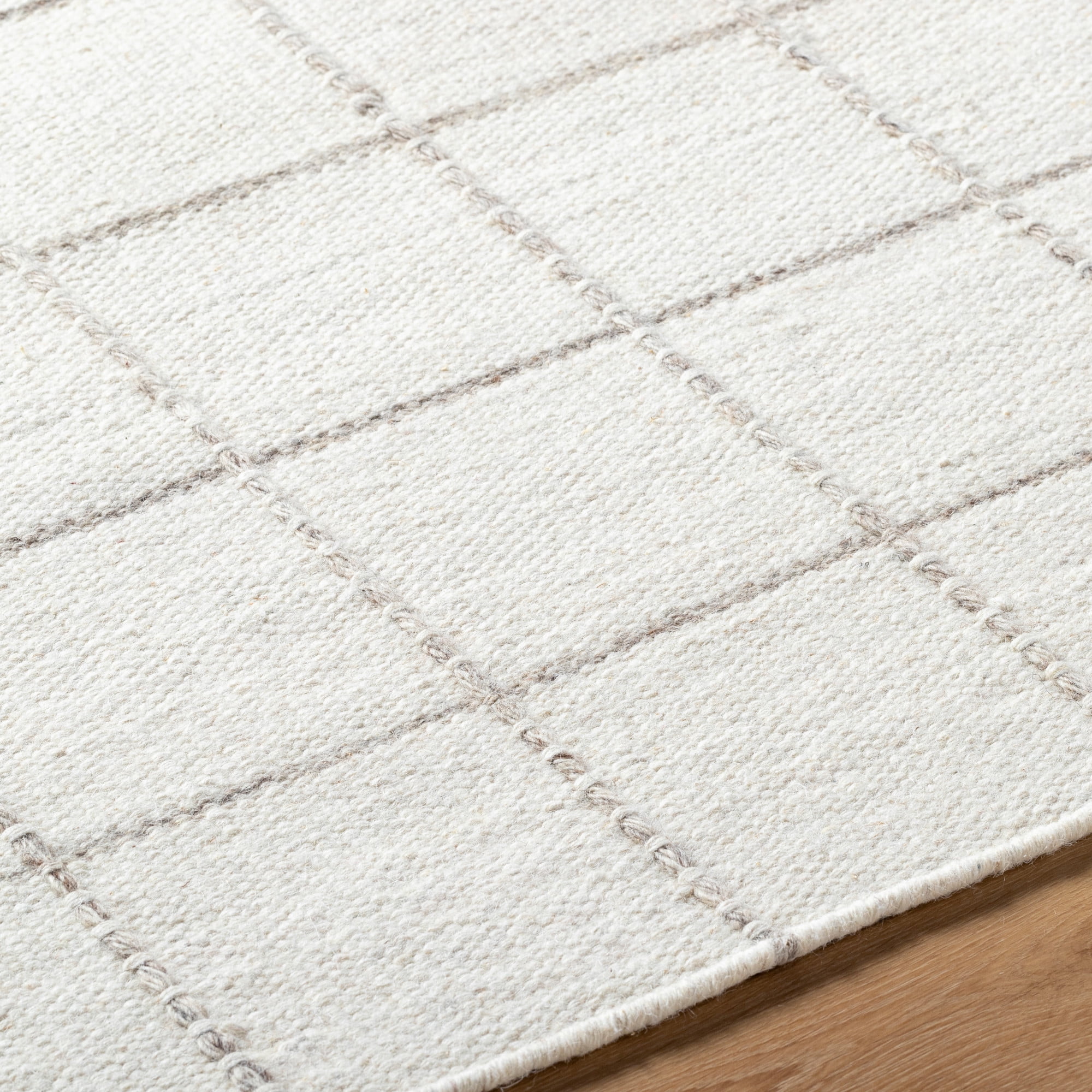 Artistic Wavers Mardin Area Rug, 2' x 3', Light Gray