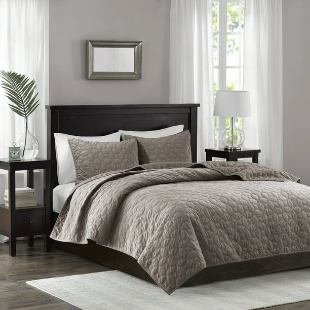 Home Essence Mercer Faux Velvet Reversible 3 Piece Coverlet Set, King