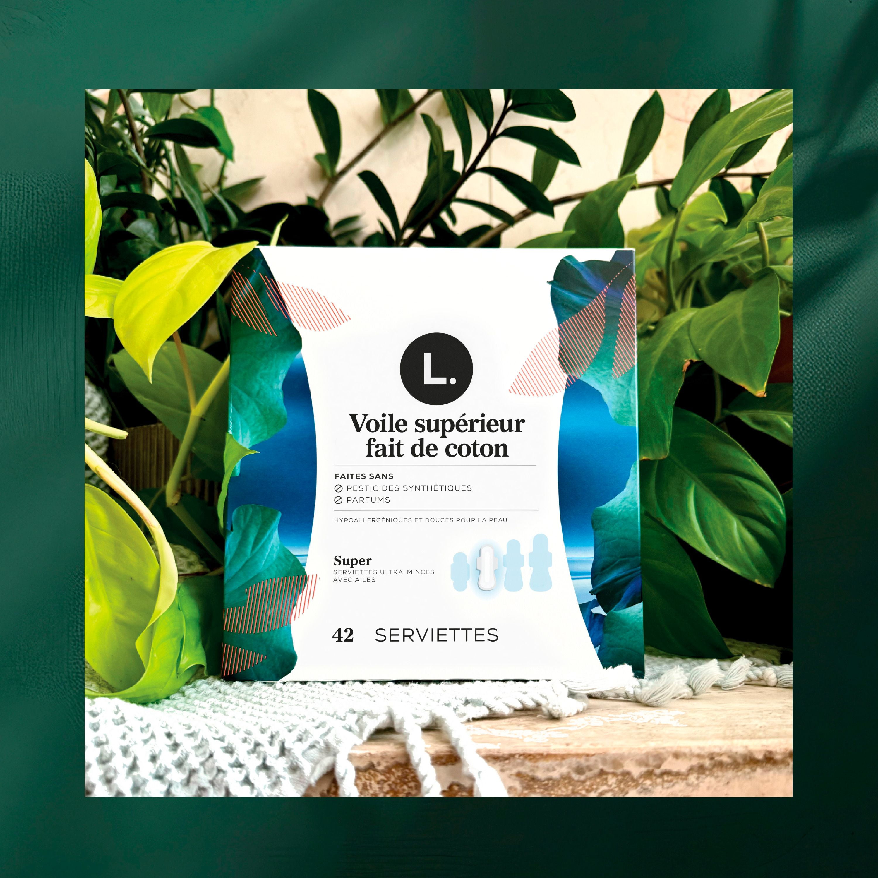 L. Ultra Thin Pads for Women, Organic Cotton Top Layer, Super Absorbency, Menstrual Pads with Wings, 42 Count