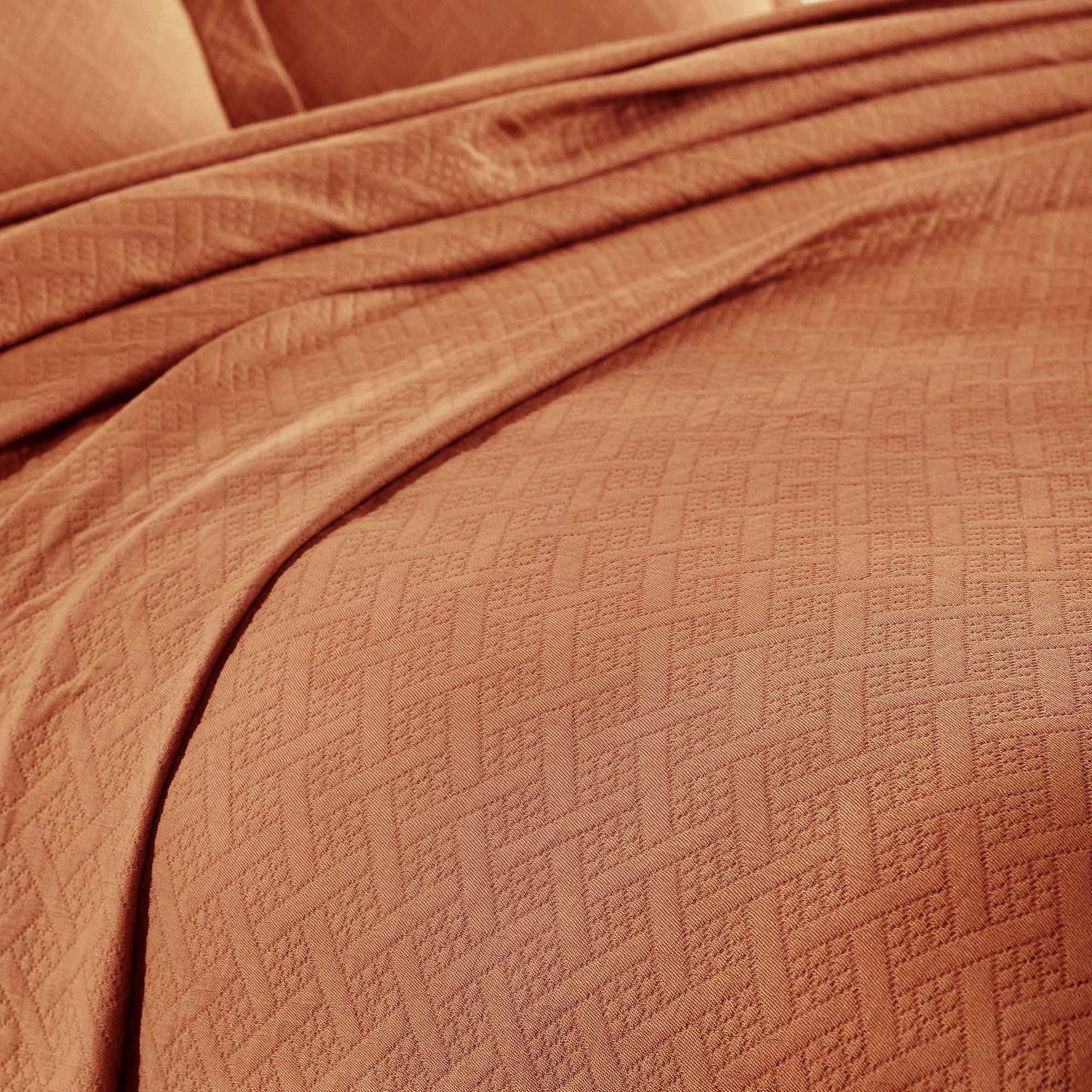 Superior Basket Weave 3 Piece Decorative Cotton Bedspread, Lightweight Bedding Set, Full Size, Mandarin