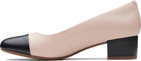 clarks diva pump