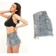 thumbnail image 2 of Pantalones cortos de mezclilla con dobladillo sin rematar y deshilachados con cuentas de diamantes de imitación para mujer, 2 of 5