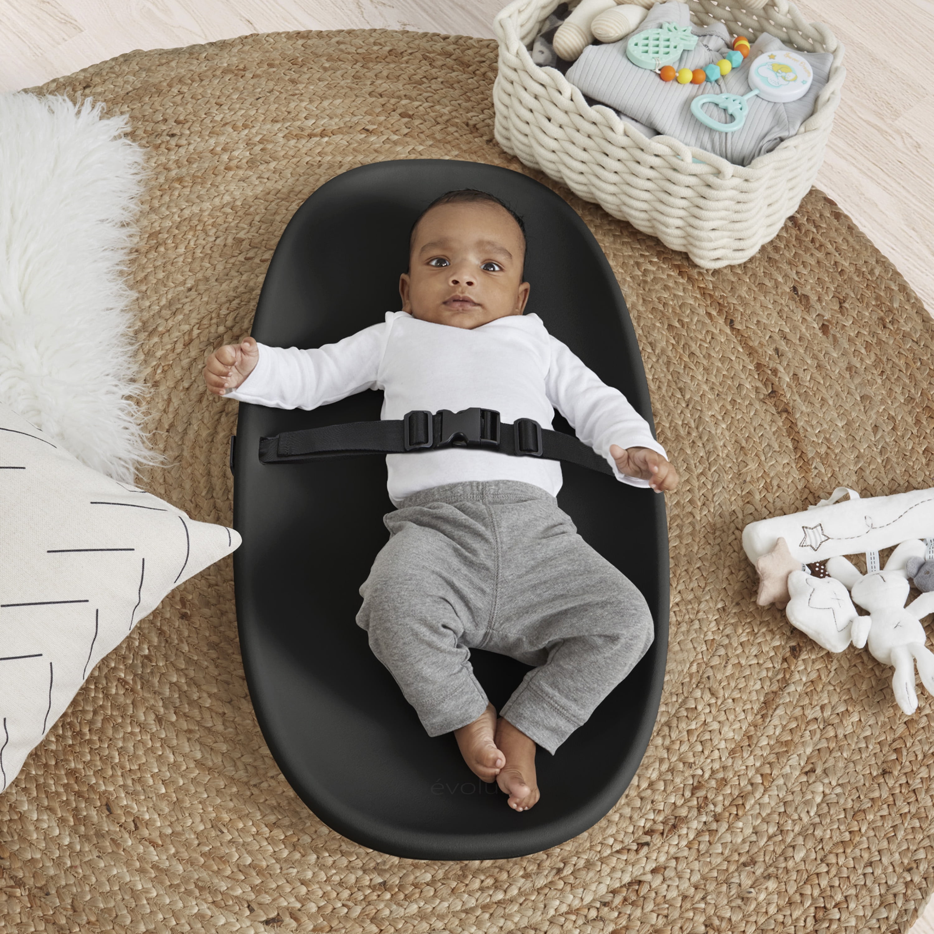 Evolur Eva Changing Pad, Black