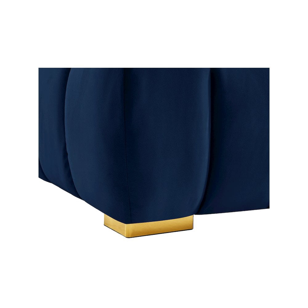 Meridian Furniture Gwen Navy Velvet Loveseat