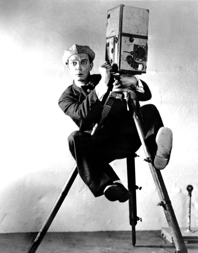 The Cameraman Buster Keaton 1928 Newsreel Camera Photo Print (8 x 10