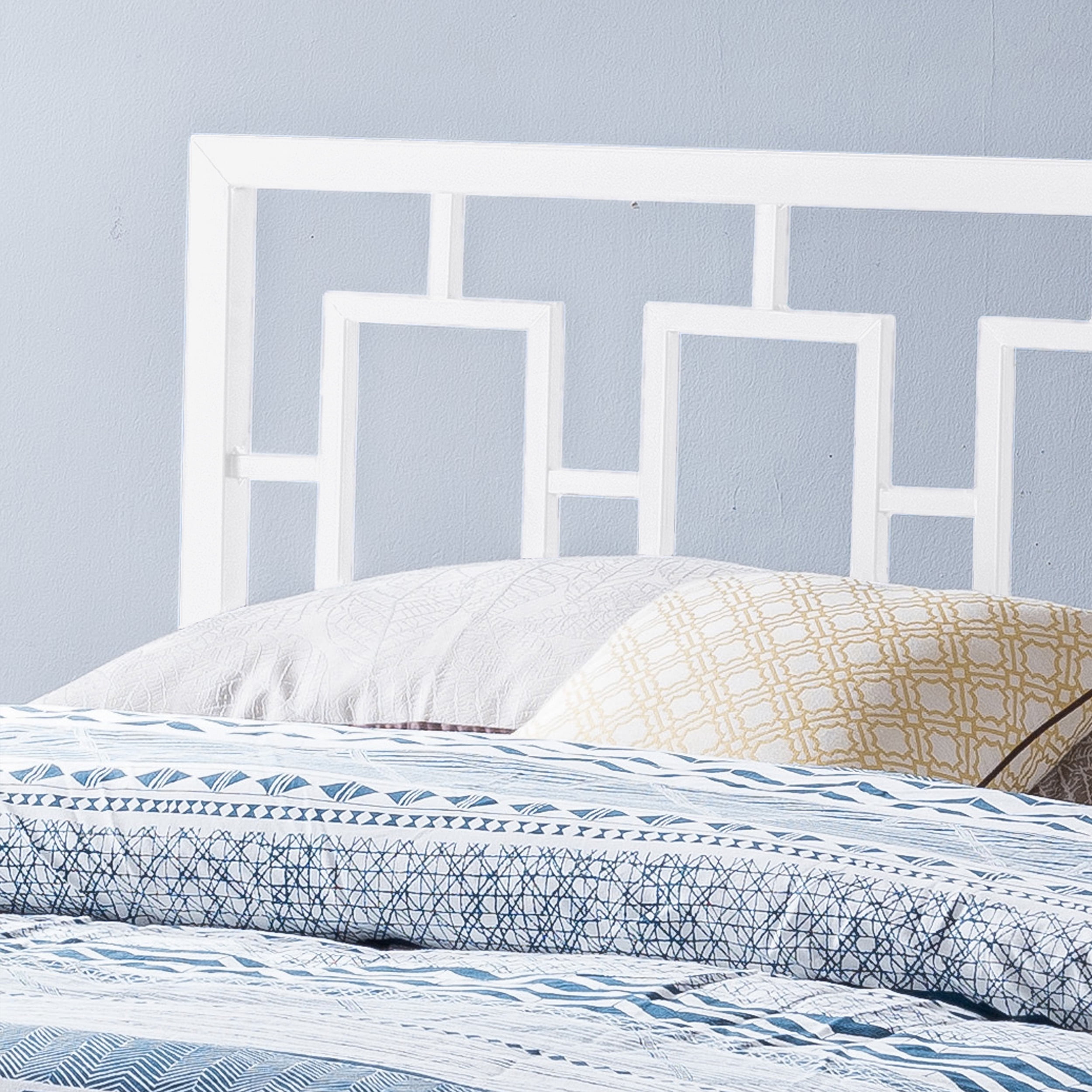 Noble House Krystin Modern Queen-Size Iron Bed Frame, White
