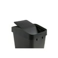 thumbnail image 3 of Poubelle à couvercle basculant Rubbermaid, noire, 12,2 gallons (46,2 L), 3 of 5