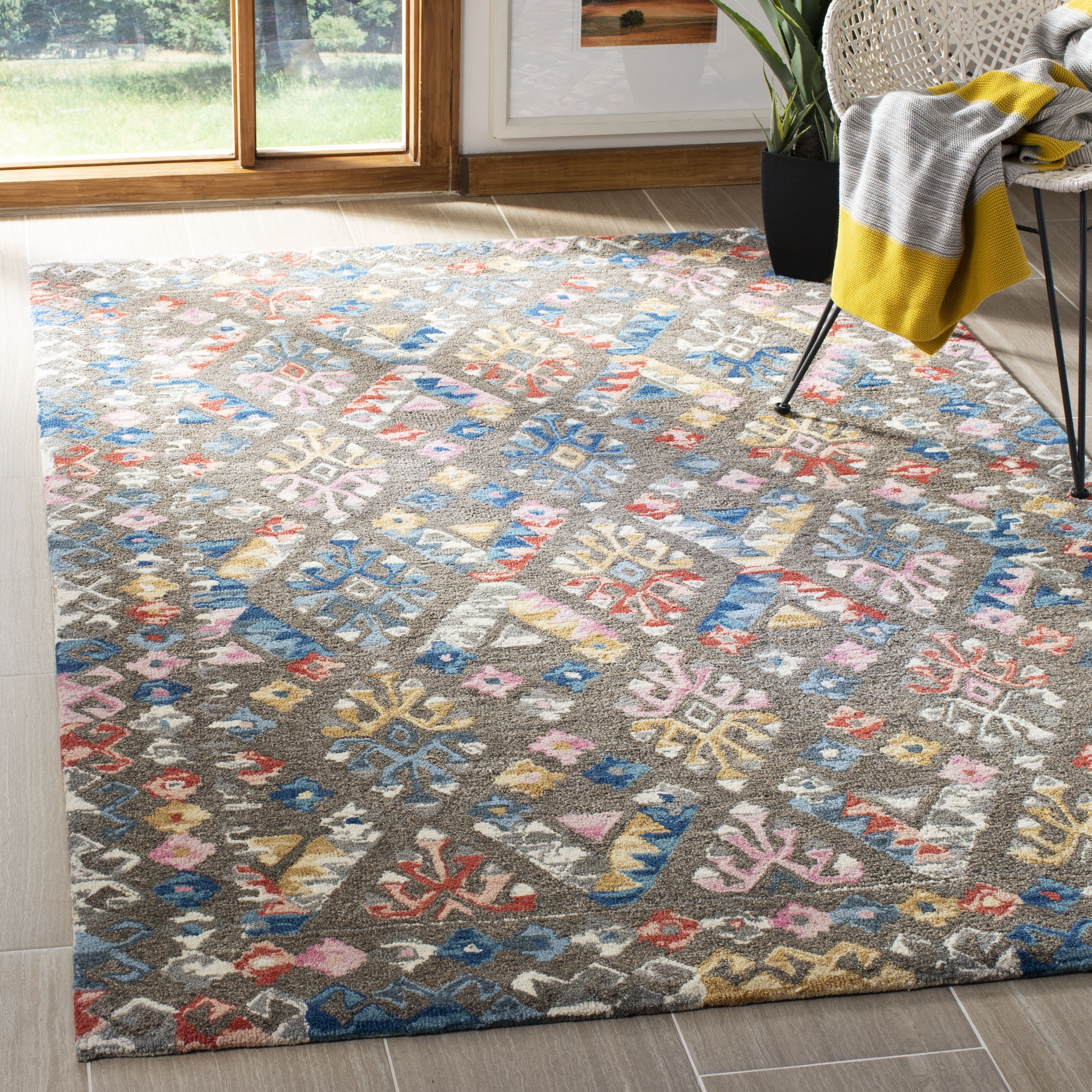 SAFAVIEH Micro-Loop Jasmyn Diamond Area Rug, Grey/Blue, 2'6" x 4'