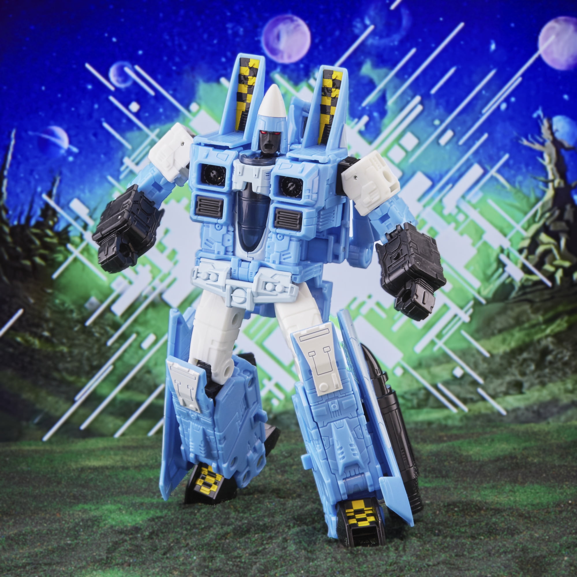 Transformers Legacy Child Cloudcover Action Figures, 3.06 x 6.25 x 9.00 in Plastic, 0.54 lb
