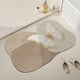 thumbnail image 5 of Alfombra de baño de tierra de diatomeas | Súper absorbente y de secado rápido | Reverso antideslizante | Suave y cómoda | Fácil de limpiar | Alfombra de baño de 40 x 60 cm, 5 of 6