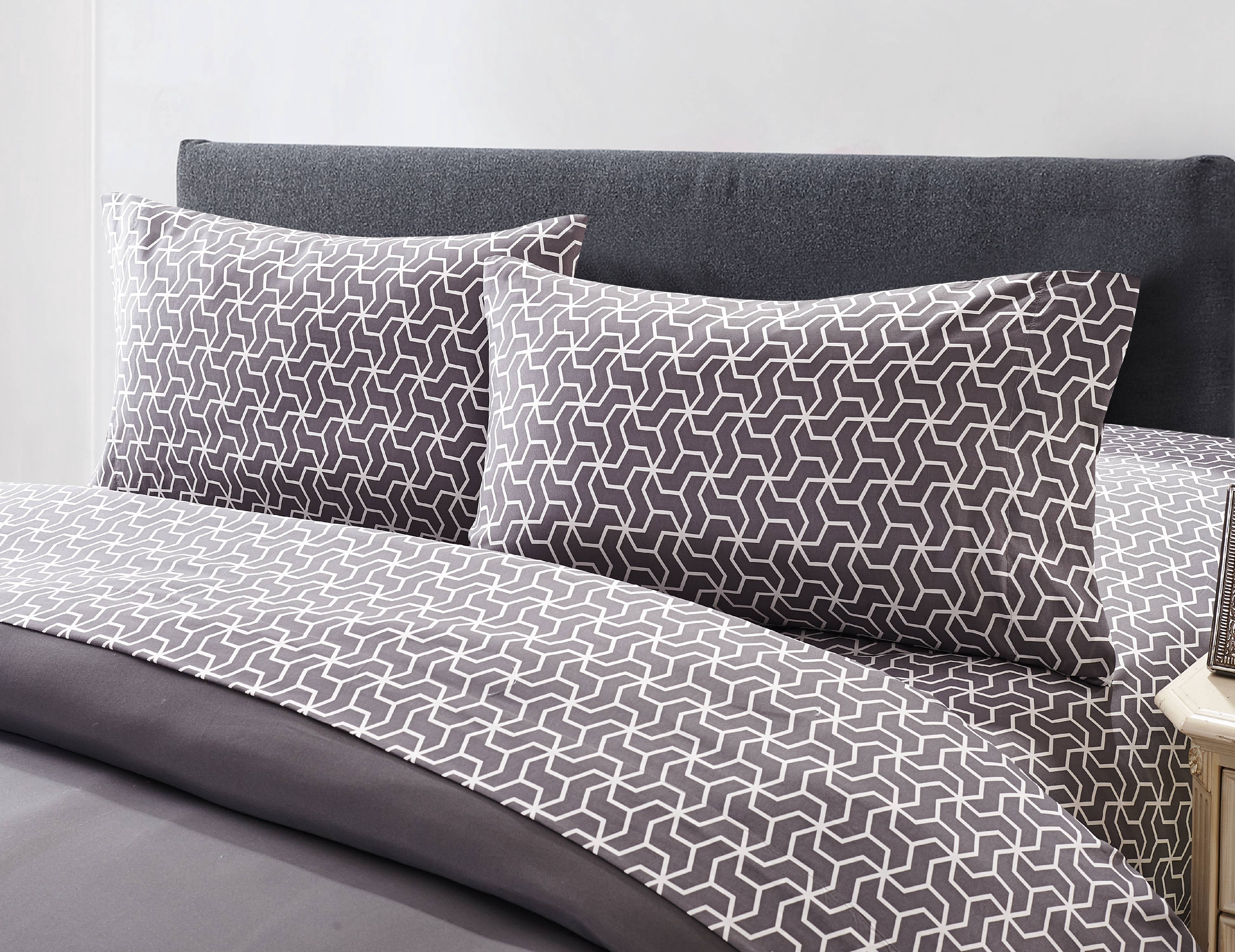 Harper Lane Victoria Solid 9-piece Bed in a Bag Set Twin