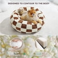 thumbnail image 3 of Cama redonda para mascotas LE SURE Donut para perros y gatos pequeños, color marrón, 3 of 7