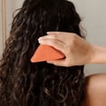 thumbnail image 4 of AMAI Dúo Rizos Definidos en Barra Shampoo y Acondicionador - Mandarina y Romero, 4 of 5