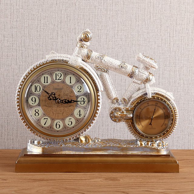 New Chinese Pendulum Tabletop Clock Vintage Resin Creative Mute Desk Clock Shelf Decor