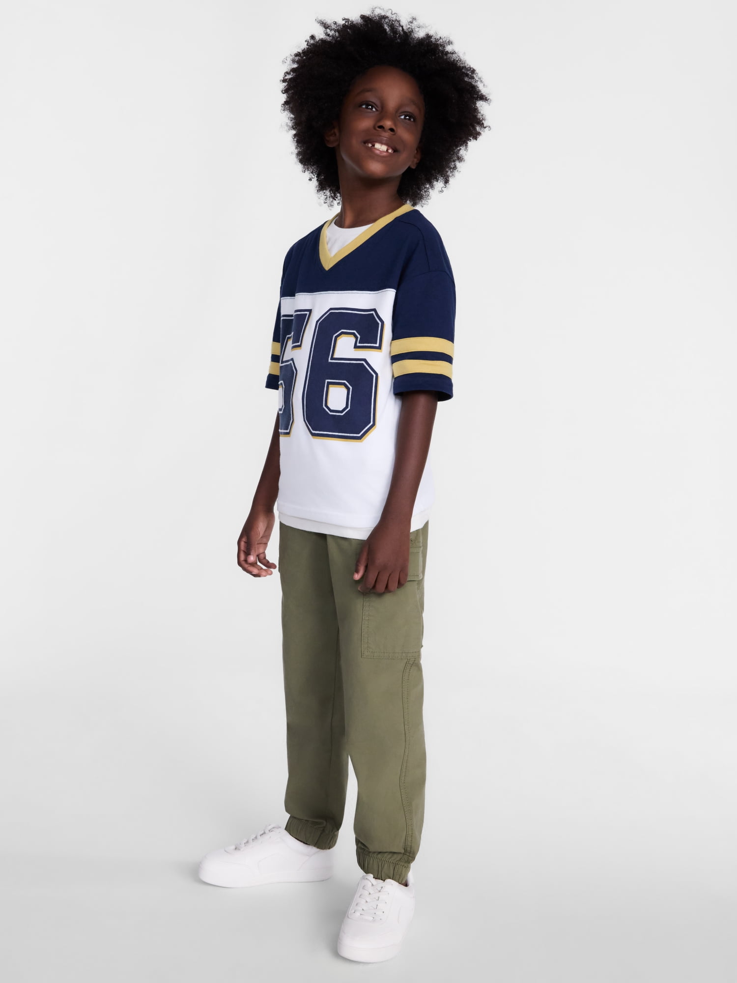 Wonder Nation Boys' Graphic Oversized Jersey Tee with Short Sleeves, Sizes 4-18 & Husky