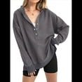 thumbnail image 1 of Sudadera con Capucha de Larga Extragrande para Mujer, Cuello en V, Botones y Abertura Lateral, Estilo Informal. Gris L, 1 of 9