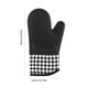 thumbnail image 3 of Juego de guantes de horno de silicona y almohadillas resistentes al calor | Guantes de horno grises antideslizantes 30x19cm | Forro duradero de algodón sarga | Aislamiento de cocina seguro para, 3 of 6