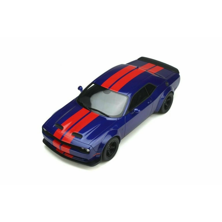 Dodge Challenger ミニカー 青と赤のストライプ 1/18 2021 Dodge Challenger Super Stock, Indigo Blue and Red - GT Spirit