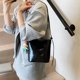 thumbnail image 3 of Bolso de cubo sencillo de alta gama y moderno para mujer, nuevo bolso de hombro informal de moda 2025, bolso de mensajero para viajes diarios, 3 of 5
