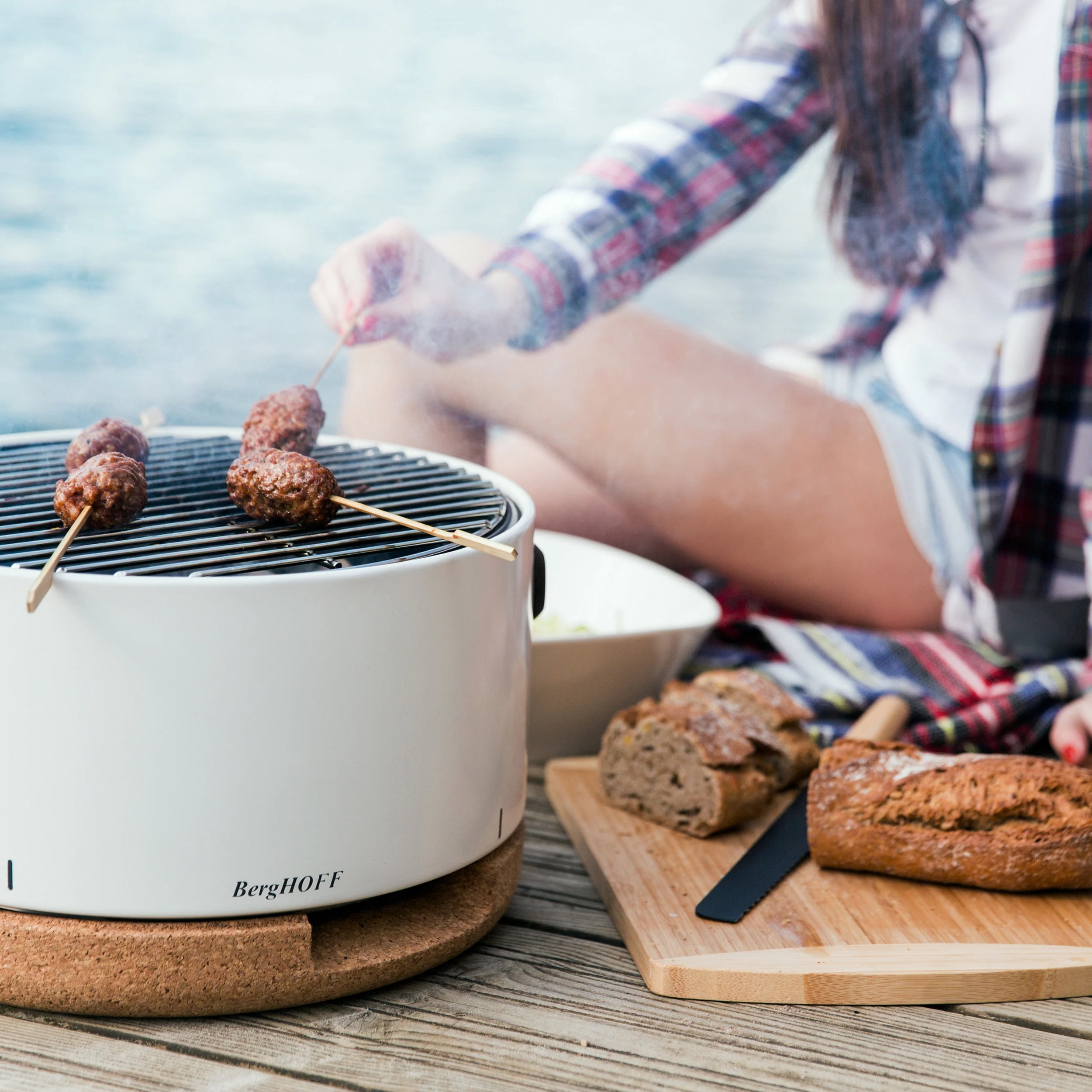 BergHOFF International BBQ Portable Charcoal Grill