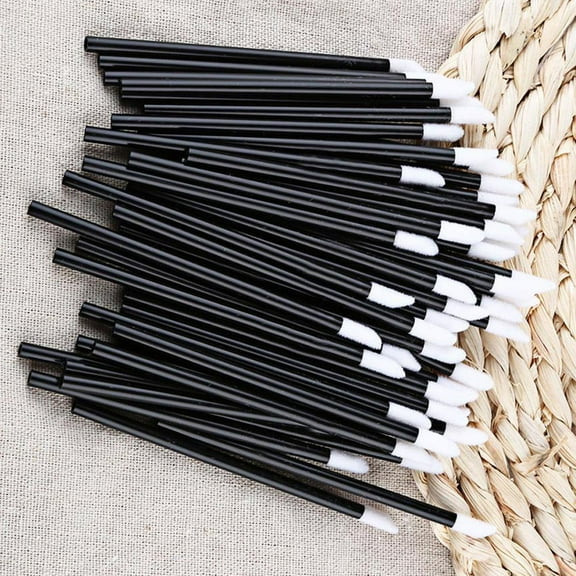 Minkissy 50pcs Disposable Lipstick Applicators with Plastic Handles for Easy Makeup Gloss Application and Precise Lip Color