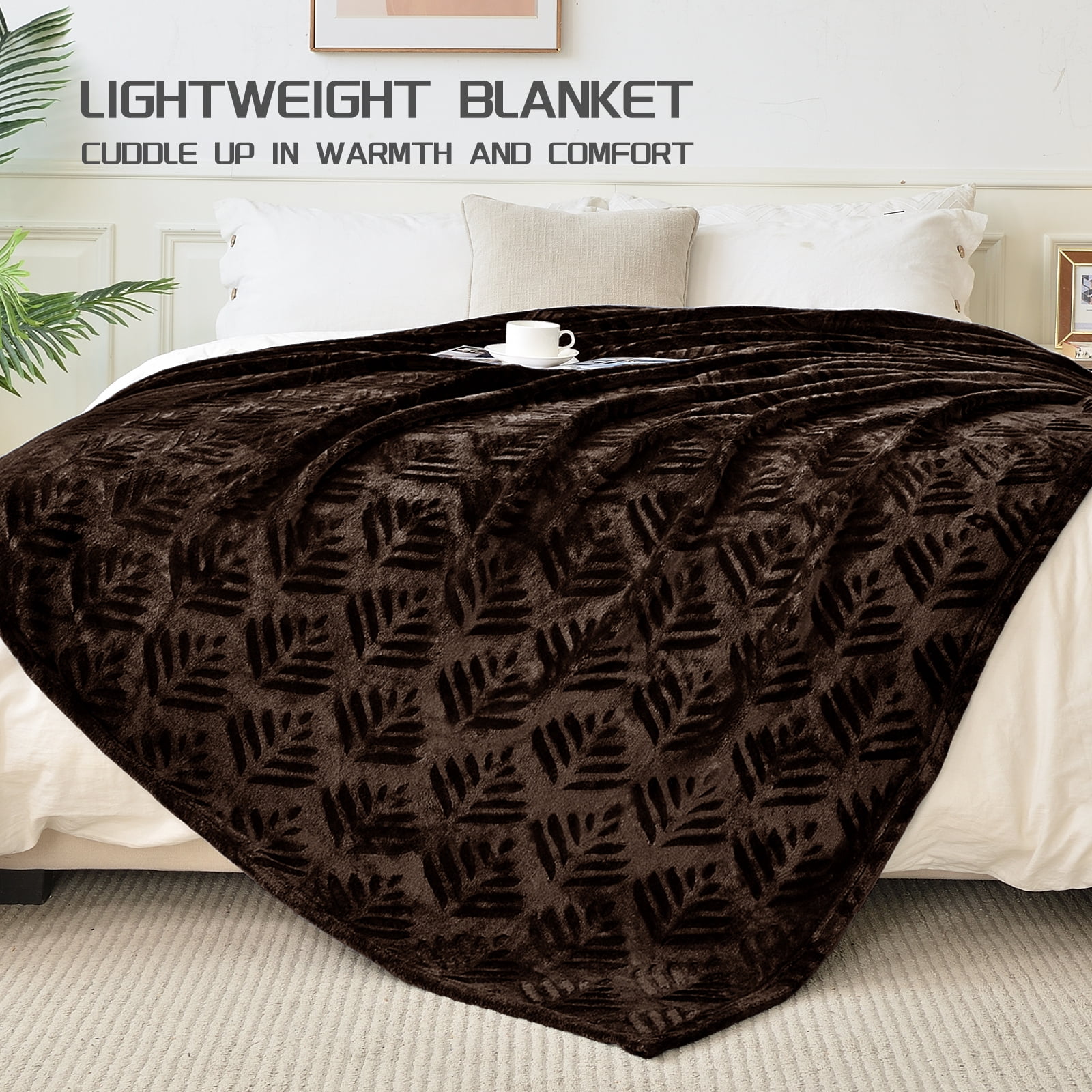 Exclusivo Mezcla Twin Size Fleece Blanket for Bed, Leaves Pattern Super Soft and Cozy Blankets, Plush Fuzzy Lightweight, Coffee, 60"x80"