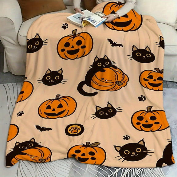 Halloween Cat & Pumpkin Fleece Blanket - Soft Flannel Lightweight Throw with Black Cats, Jack-O'-Lanterns, Bats & Paw Prints - All-Season Cozy Blanket for Bed, Couch, Camping, Office - Perfect Gi
