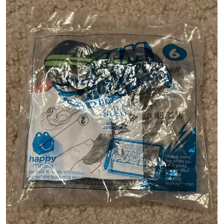 McDonald's happy meal 2015 Team Hot Wheels Velocita No 6 New in Package