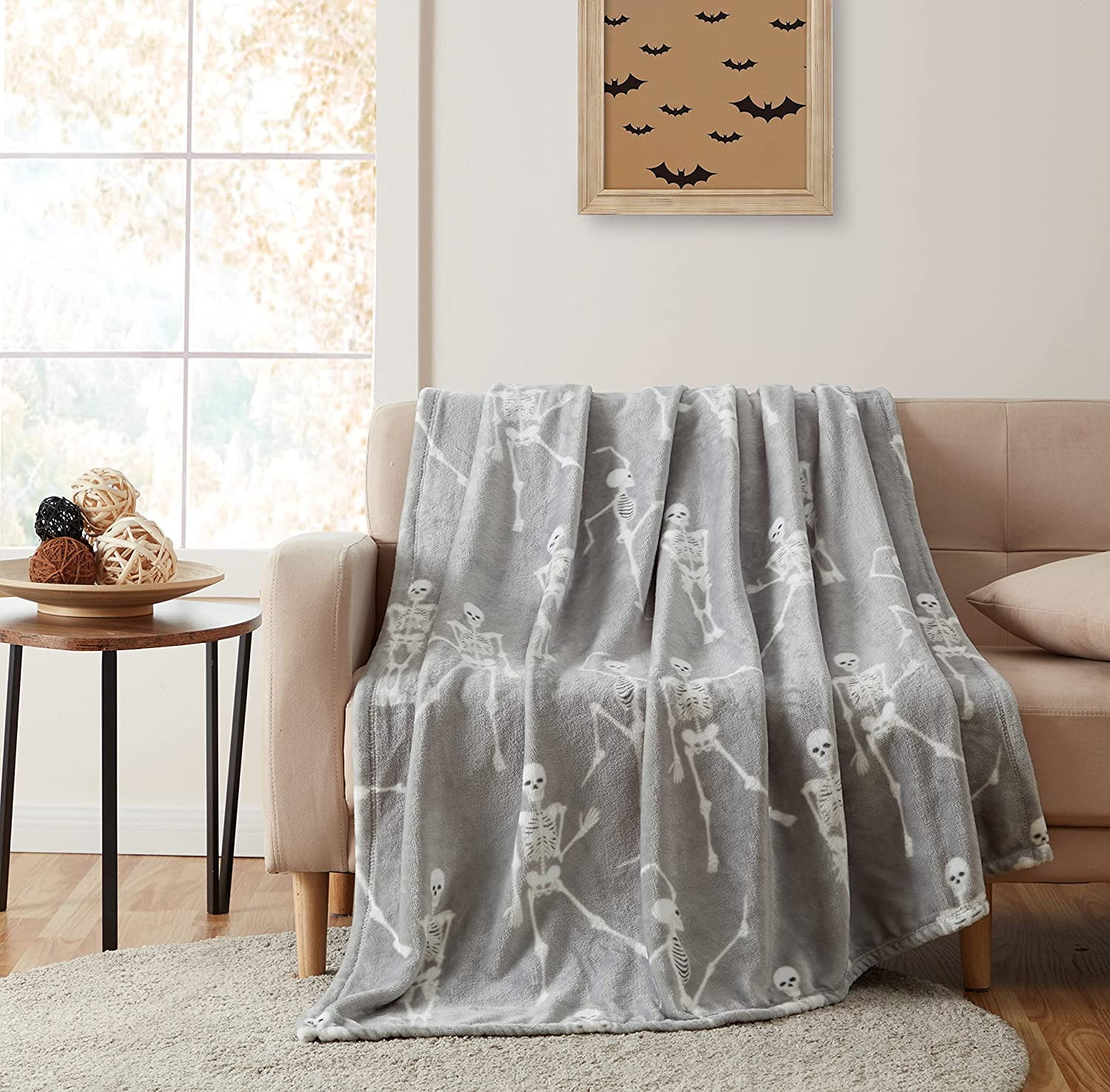 Halloween Throw Blanket: Fuzzy Dancing Skeleton Bones Print on Grey Velvet Fleece for Sofa Bed Couch Chair Dorm